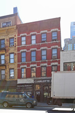 676 Ninth Ave in New York, NY - Building Photo - Building Photo