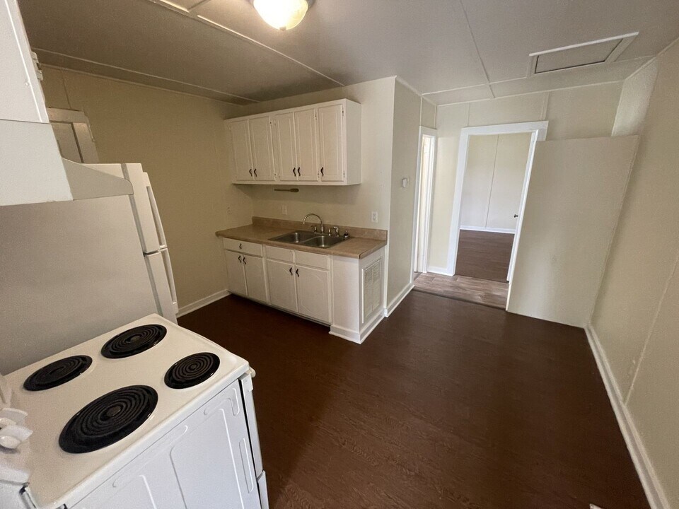 829 S State St in Raleigh, NC - Foto de edificio