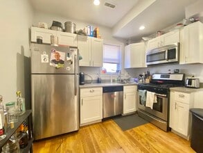 721 Parker St, Unit 4 in Boston, MA - Building Photo - Building Photo