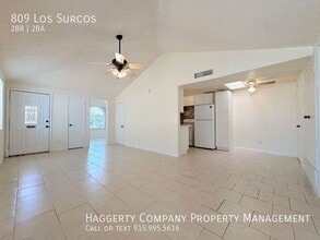 809 Los Surcos in El Paso, TX - Building Photo - Building Photo