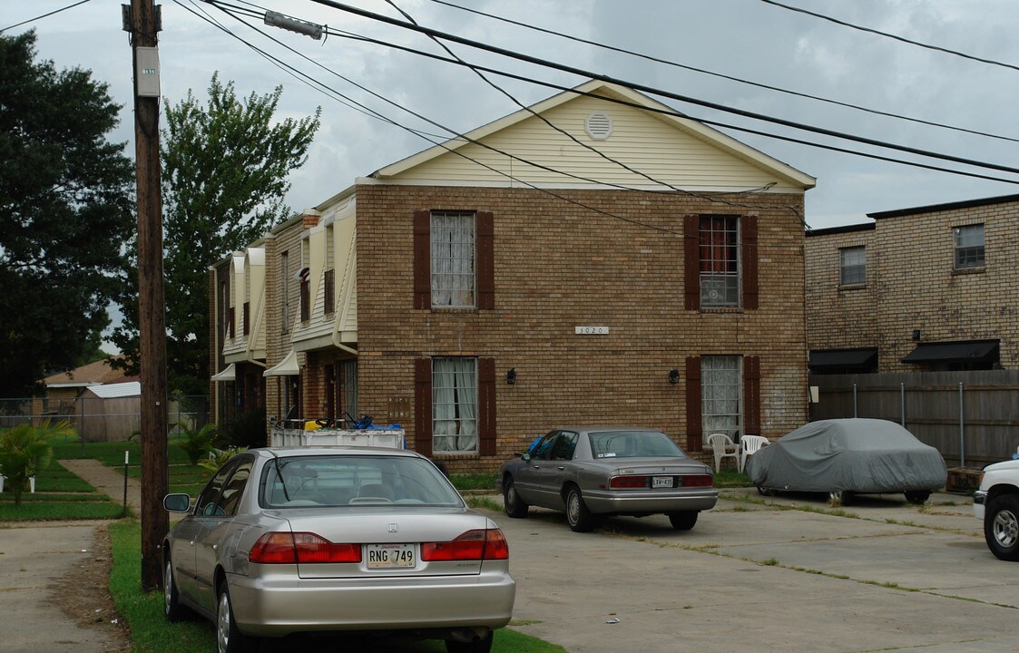3020 Harvard Ave in Metairie, LA - Building Photo