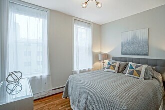 320 Madison St in Hoboken, NJ - Foto de edificio - Building Photo