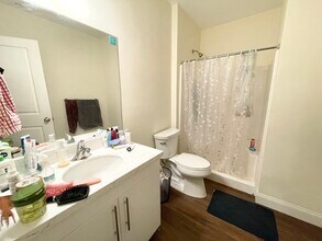 1705 Columbus Ave in Boston, MA - Building Photo - Building Photo