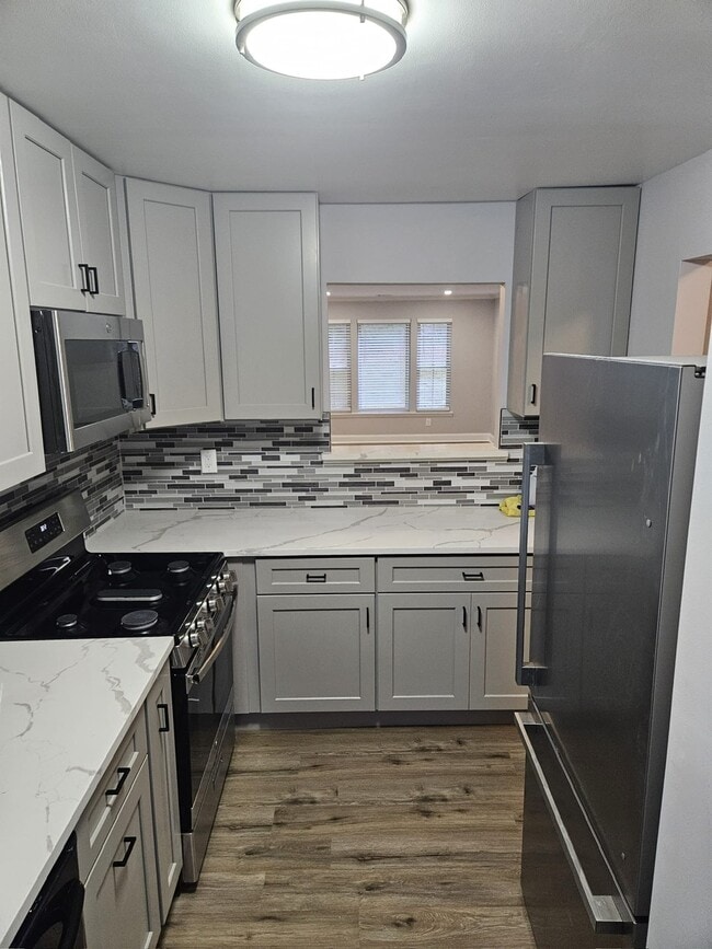 65 County Rd, Unit N87 in Cliffwood, NJ - Building Photo - Building Photo