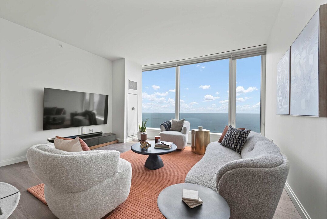 1006 S Michigan Ave in Chicago, IL - Building Photo