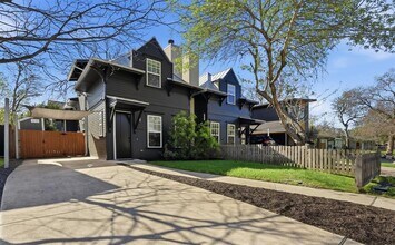 3203 Locke Ln in Austin, TX - Building Photo - Building Photo