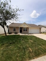 632 High School St in Collinsville, IL - Building Photo