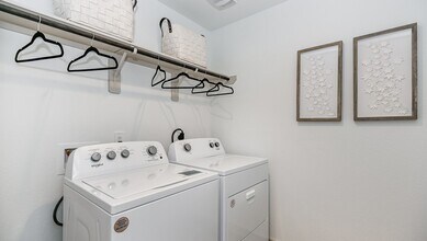 1106 Briscoe Ct in Rosharon, TX - Building Photo - Building Photo