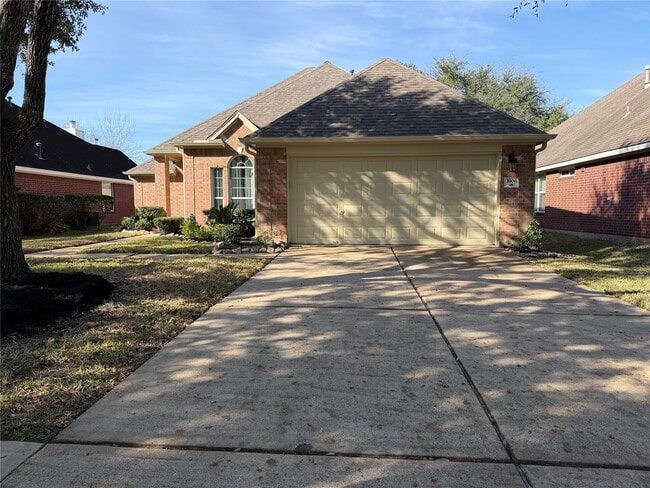 3906 Alpine Cir in Missouri City, TX - Building Photo - Building Photo