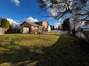 10951 N Krest Ct in Hayden, ID - Building Photo - Building Photo