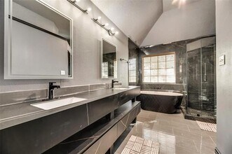 4547 Buckingham Dr in Grand Prairie, TX - Building Photo - Building Photo