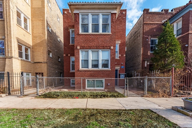 4937 N Albany Ave in Chicago, IL - Building Photo - Building Photo