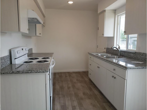 3357 E Terrace Ave in Fresno, CA - Foto de edificio - Building Photo