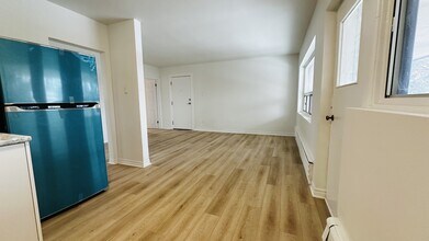 359 Hilton Ave in London, ON - Building Photo - Building Photo