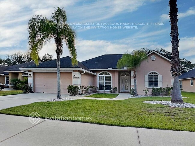 property at 13928 Fish Eagle Dr E