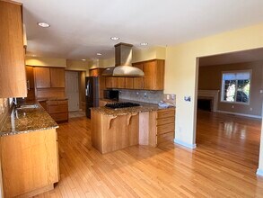 1150 SE Polk Cir in Camas, WA - Building Photo - Building Photo