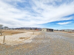 3161 W Scott Ave in Pahrump, NV - Building Photo - Building Photo