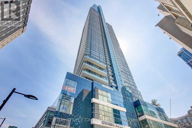 property at 386 Yonge St