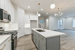 7709 Earl Rudder Wy, Unit 764 in Houston, TX - Building Photo