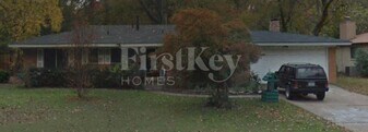 7000 Meadowbrook Dr in Fort Worth, TX - Building Photo