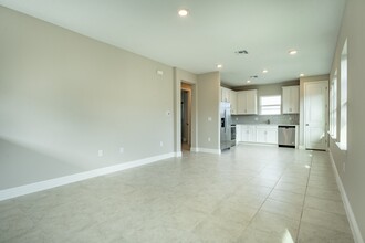 13141 Markowitz Aly in Orlando, FL - Building Photo - Building Photo