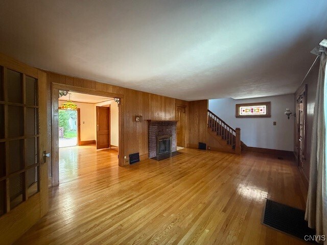 211 Hartford Pl in Utica, NY - Building Photo