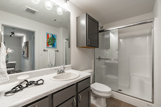 Brentwood Apartments in Conway, AR - Foto de edificio - Building Photo