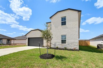 7503 Rising Knl Rd in Richmond, TX - Building Photo - Building Photo