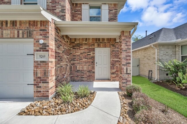 9269 Inland Leather Ln in Shenandoah, TX - Building Photo - Building Photo