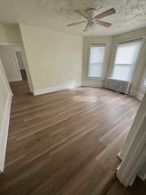 528 E Mulberry St in Millville, NJ - Building Photo - Building Photo