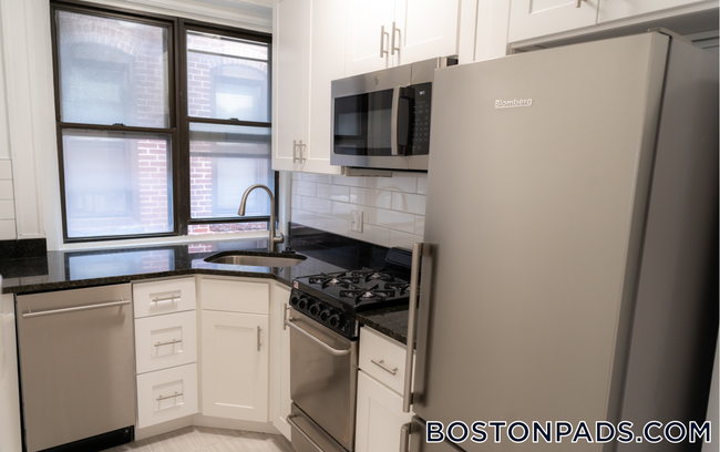 property at 91 Westland Ave