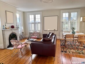 137 Water St in Stonington, CT - Building Photo - Building Photo