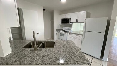 11771 Spring Song Dr in San Antonio, TX - Building Photo - Building Photo