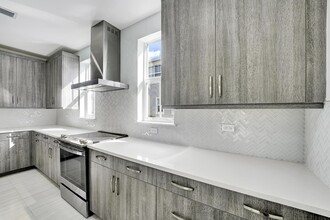51 NW 4th Ave in Delray Beach, FL - Building Photo - Building Photo