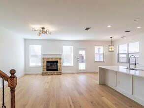 1700 Meadow Trail Ln in Aubrey, TX - Building Photo - Building Photo
