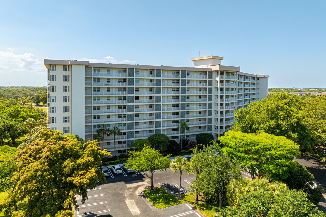 Palm Aire Building 117 in Pompano Beach, FL - Building Photo