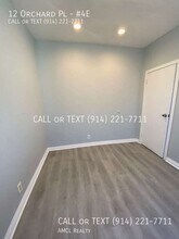 12 Orchard Pl in Yonkers, NY - Building Photo - Building Photo