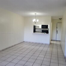 677 SW 9th Ave in Miami, FL - Building Photo - Building Photo