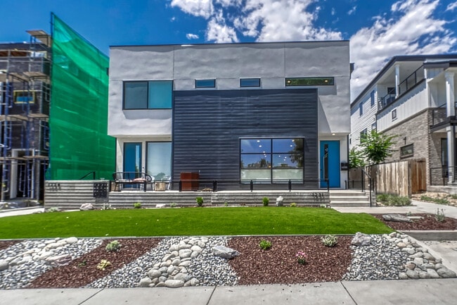 1231 Newton St in Denver, CO - Building Photo - Building Photo