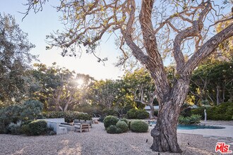 6715 Fernhill Dr in Malibu, CA - Building Photo - Building Photo