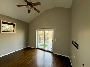 2416 W Thomas St in Chicago, IL - Building Photo - Building Photo