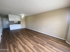289 Sukoshi Dr in Panama City, FL - Building Photo - Building Photo