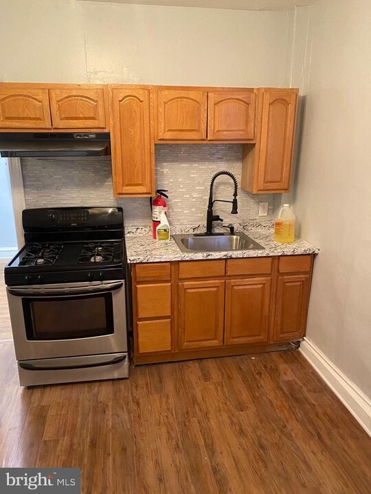 6801 N 17th St Photo