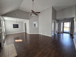 961 Joey Dr in Clarksville, TN - Building Photo - Building Photo