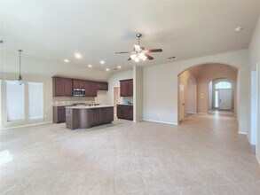 13604 Evening Wind Dr in Pearland, TX - Building Photo - Building Photo