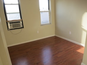 1444 S 7th St in Philadelphia, PA - Building Photo - Building Photo