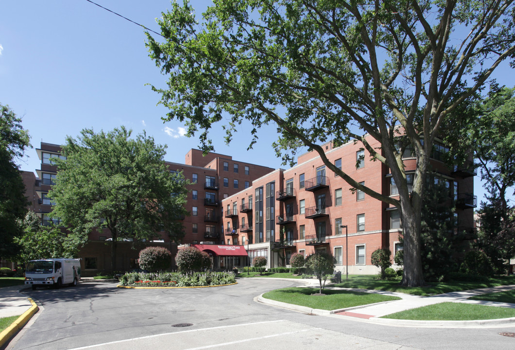 Rennaissance Place in Chicago, IL - Foto de edificio