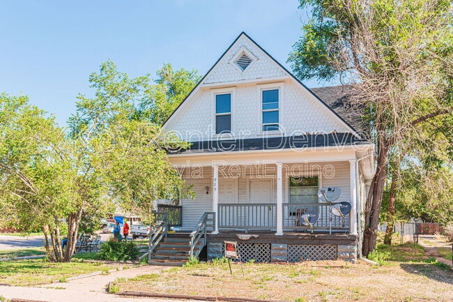 property at 929 5th St