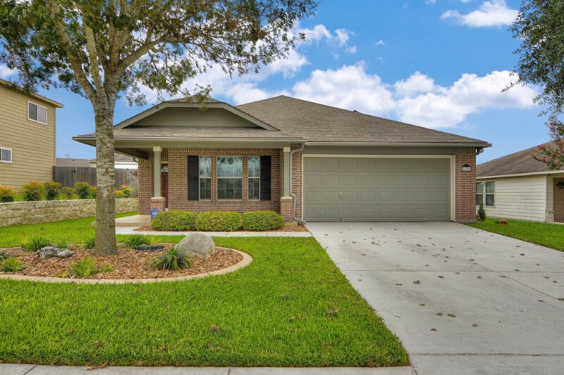 129 S Willow Way in Cibolo, TX - Building Photo