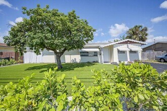 1308 S Congress Ave in Delray Beach, FL - Building Photo - Building Photo